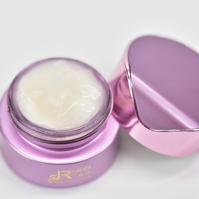 化妝品貼牌代加工:黑松露在護膚品行業(yè)的作用