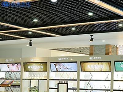 化妝品店為何不能征服消費(fèi)者？