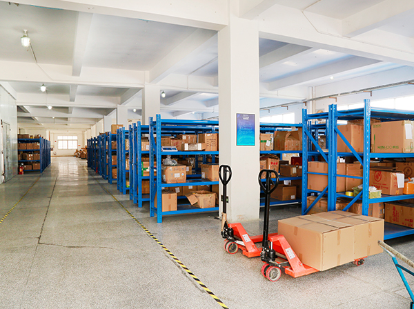 選一個(gè)化妝品加工廠應(yīng)該考慮哪些問(wèn)題